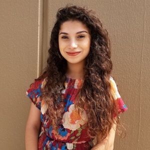 Meet your Posher, Claire